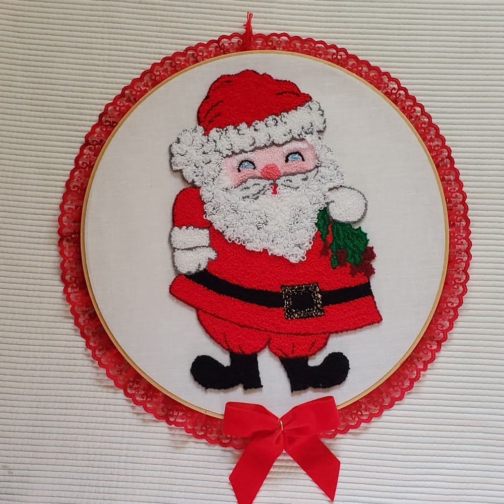 Embroidered Santa In Hoop 14" Round Red Vintage Finished Complete
